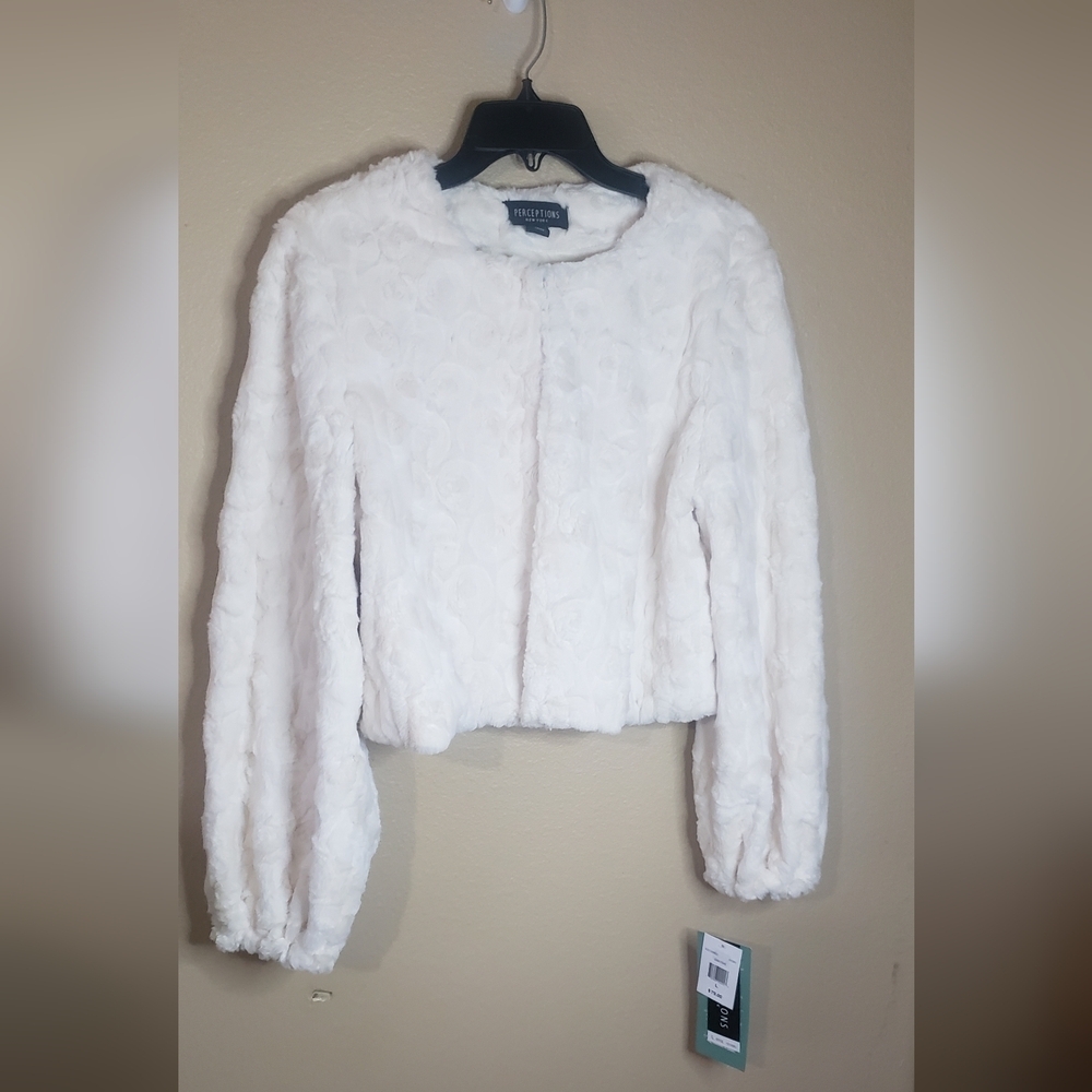 Perceptions Faux Fur Women's Round Neck Long Sleeve Shrug